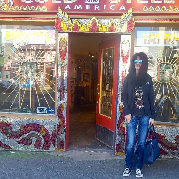 Meet your Posher, Mary Beth. 🤘 - Picture 5 of 7